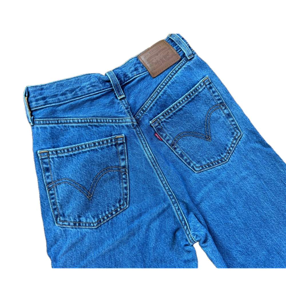Women’s Levi’s Vintage High Loose Blue Jeans Size 25x31 - Picture 12 of 12